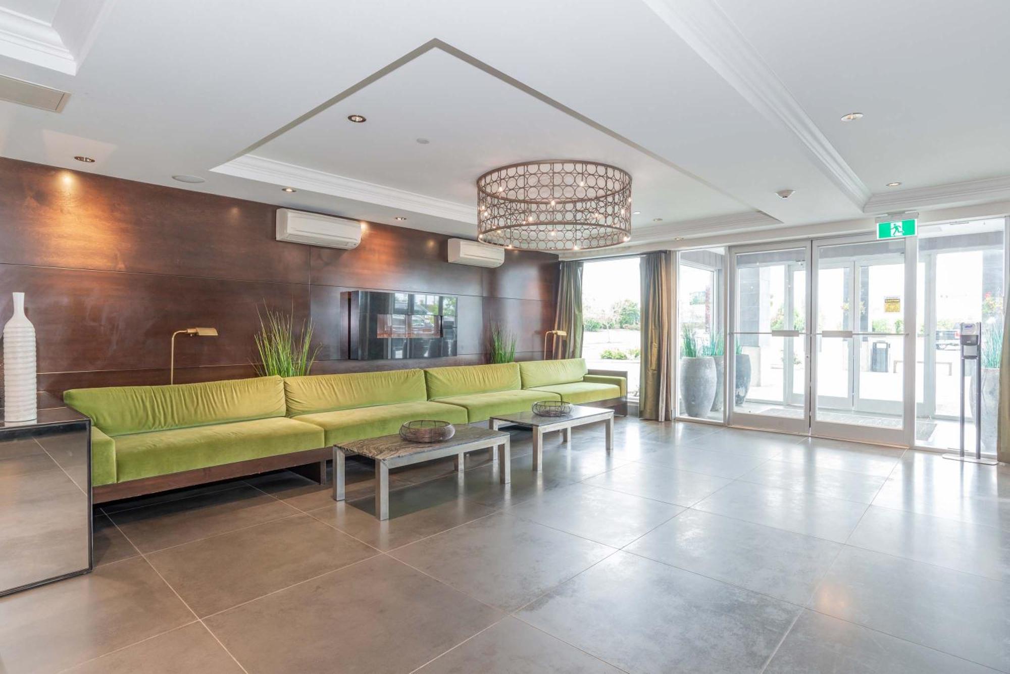 Sandman Hotel Abbotsford Airport Exterior photo